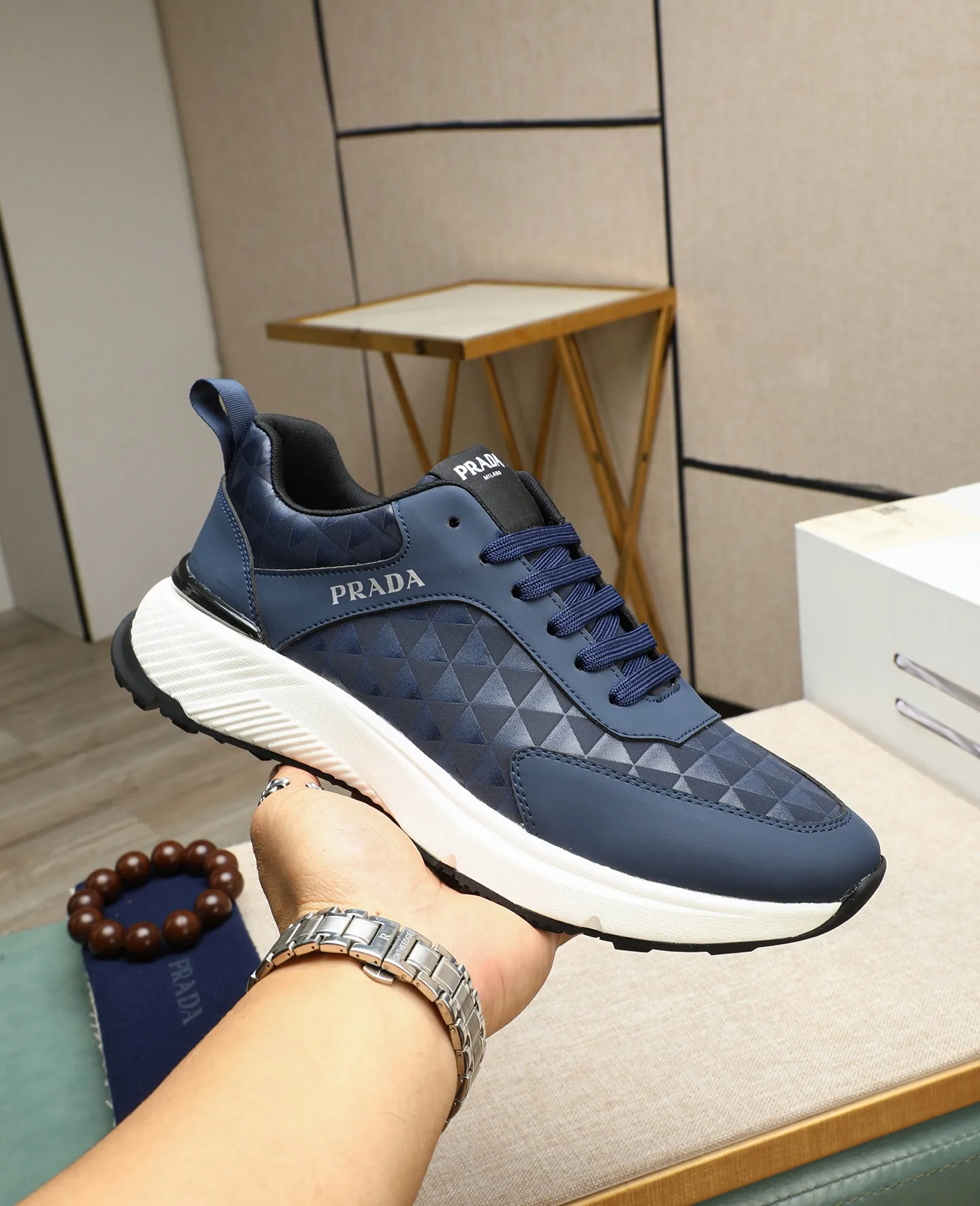 Men's men's shoes💰460🌹🌹[PRADA—Prada] new model🙈original replica! 👟👟👟The uppers are made of top-notch workmanship from Italy🇮🇹Imported calfskin❗️Genuine leather lining@Suitable for travel, the original version has an enlarged engraved sole, making it suitable for all kinds of travel, showing low-key luxury. Let quality speak for itself. Color: Size: 38-44